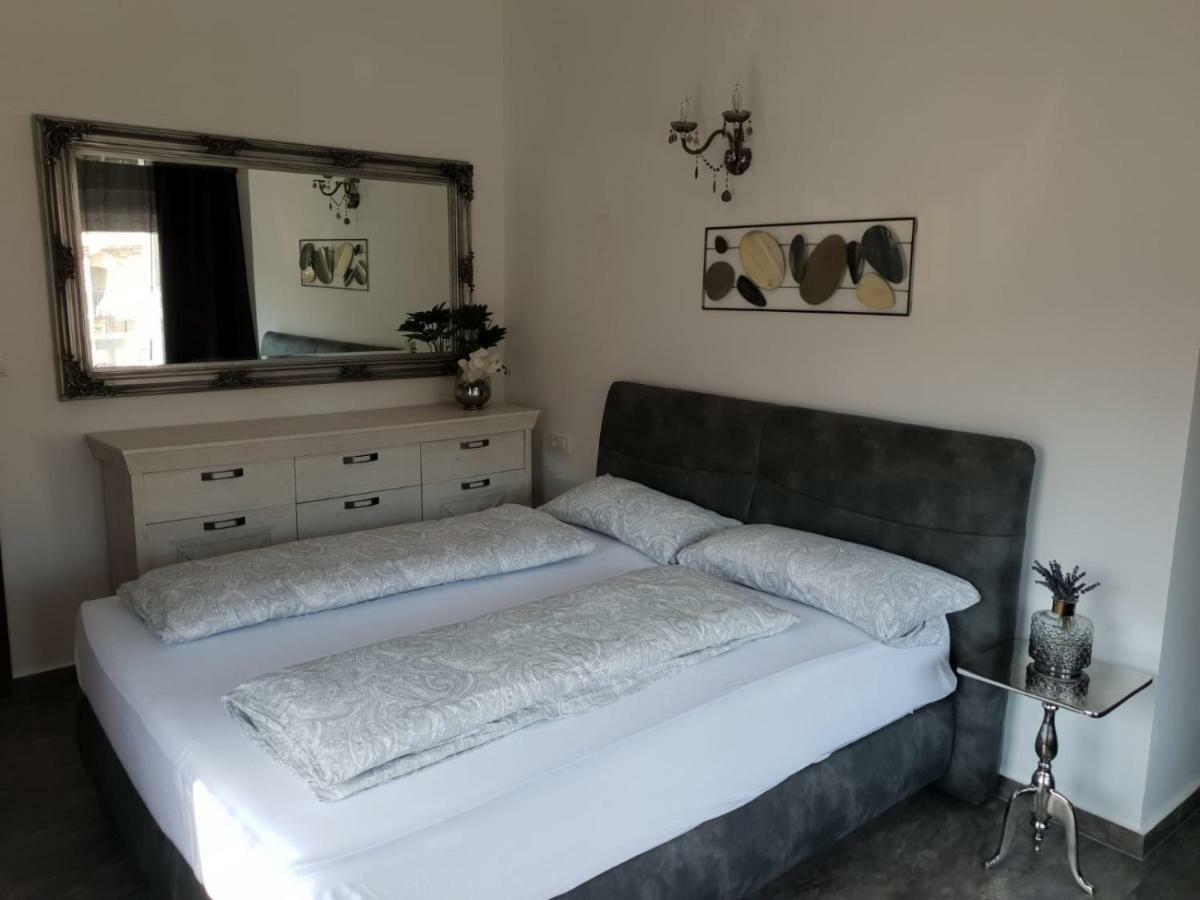 Apartament Grey Pearl With Free Ev Ch-Station Valbandon Zewnętrze zdjęcie