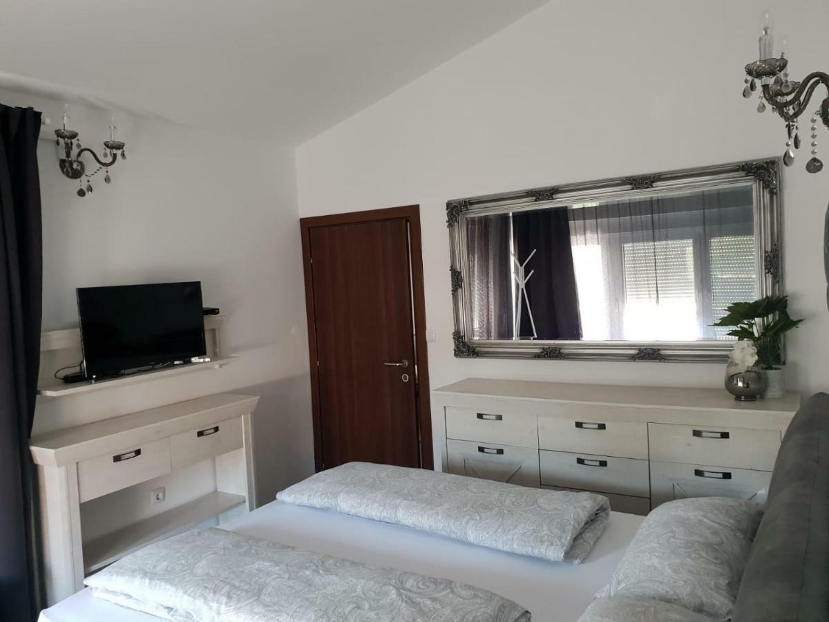 Apartament Grey Pearl With Free Ev Ch-Station Valbandon Zewnętrze zdjęcie